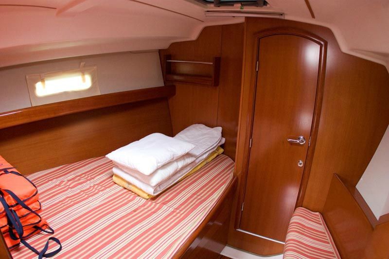 Oceanis Clipper 393 Innenansicht