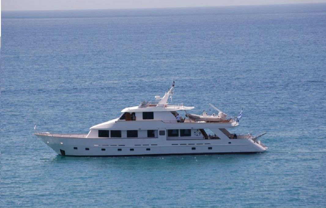 Perama Shipyards 102
