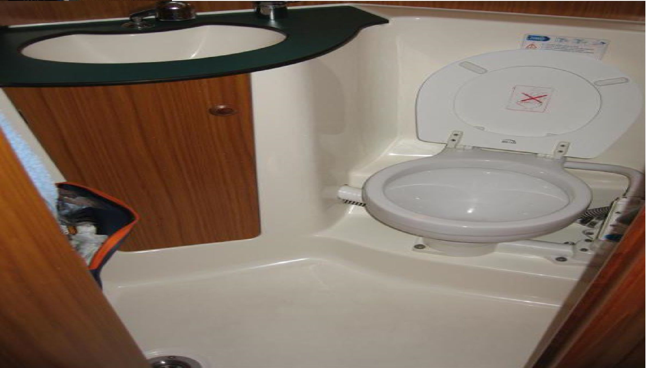 Sun Odyssey 32 Innenansicht