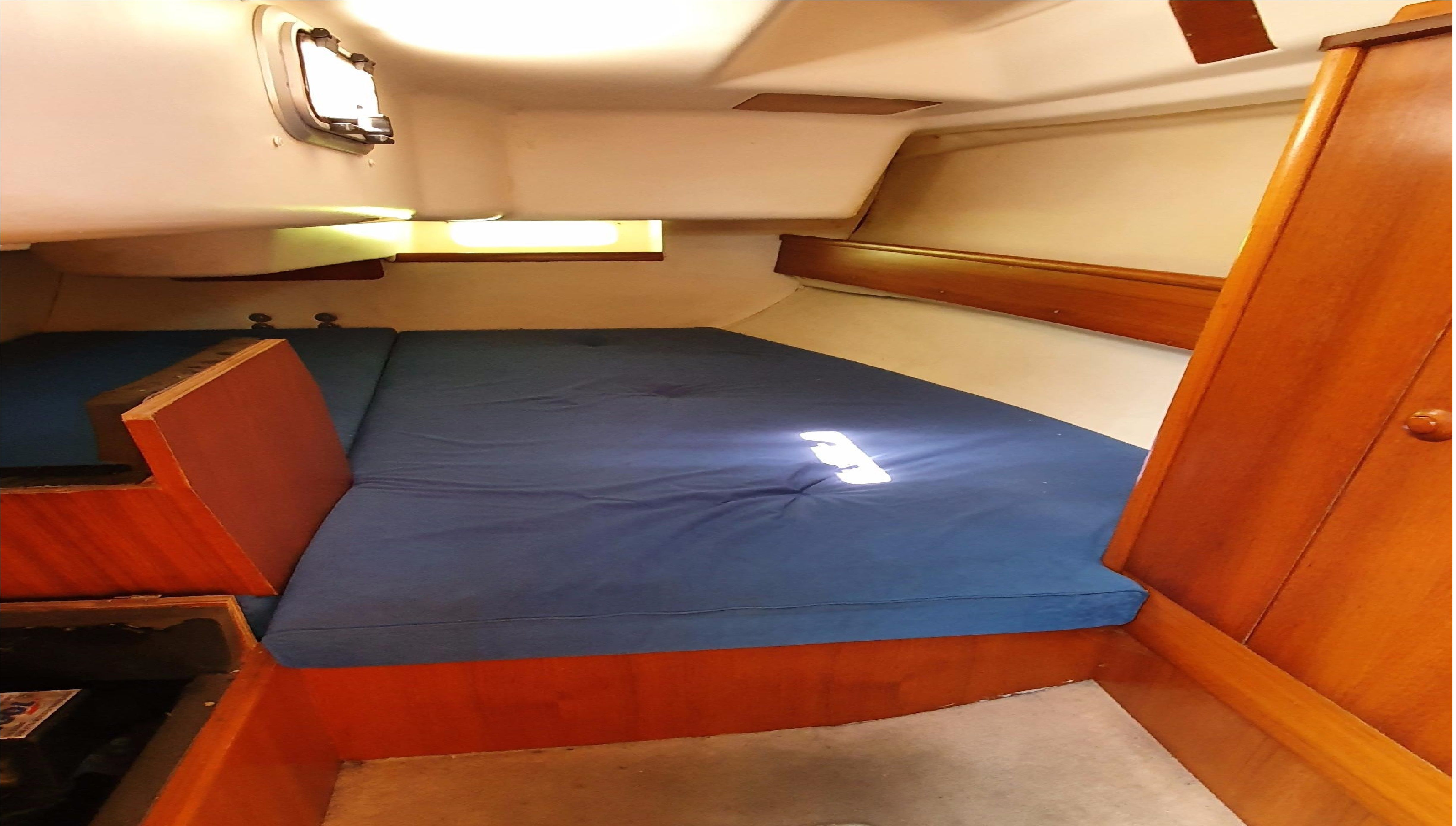 Sun Odyssey 32.2 Innenansicht