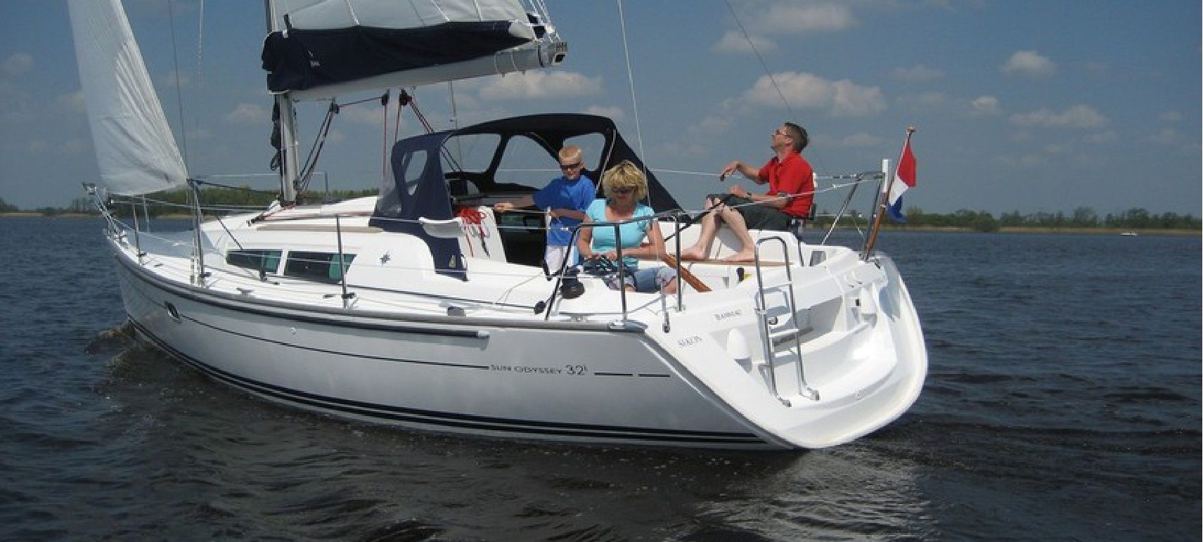 Sun Odyssey 32i Außenansicht