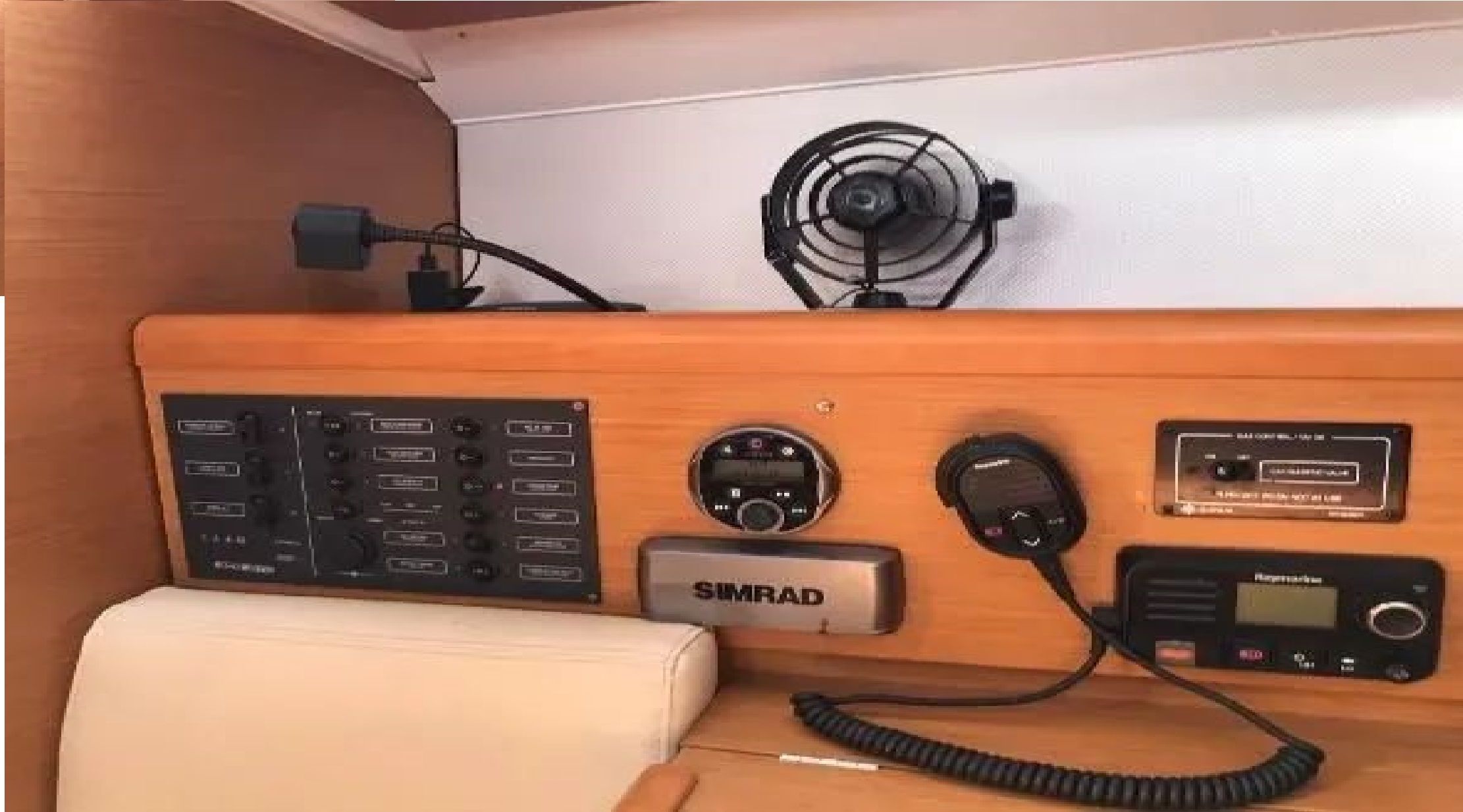 Sun Odyssey 33 Innenansicht