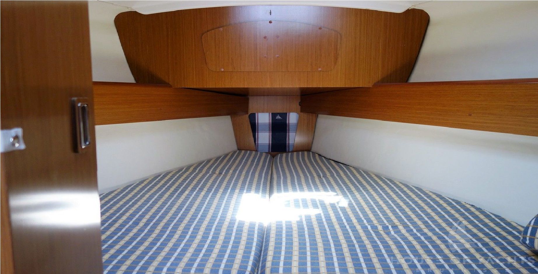 Sun Odyssey 32i Performance Innenansicht