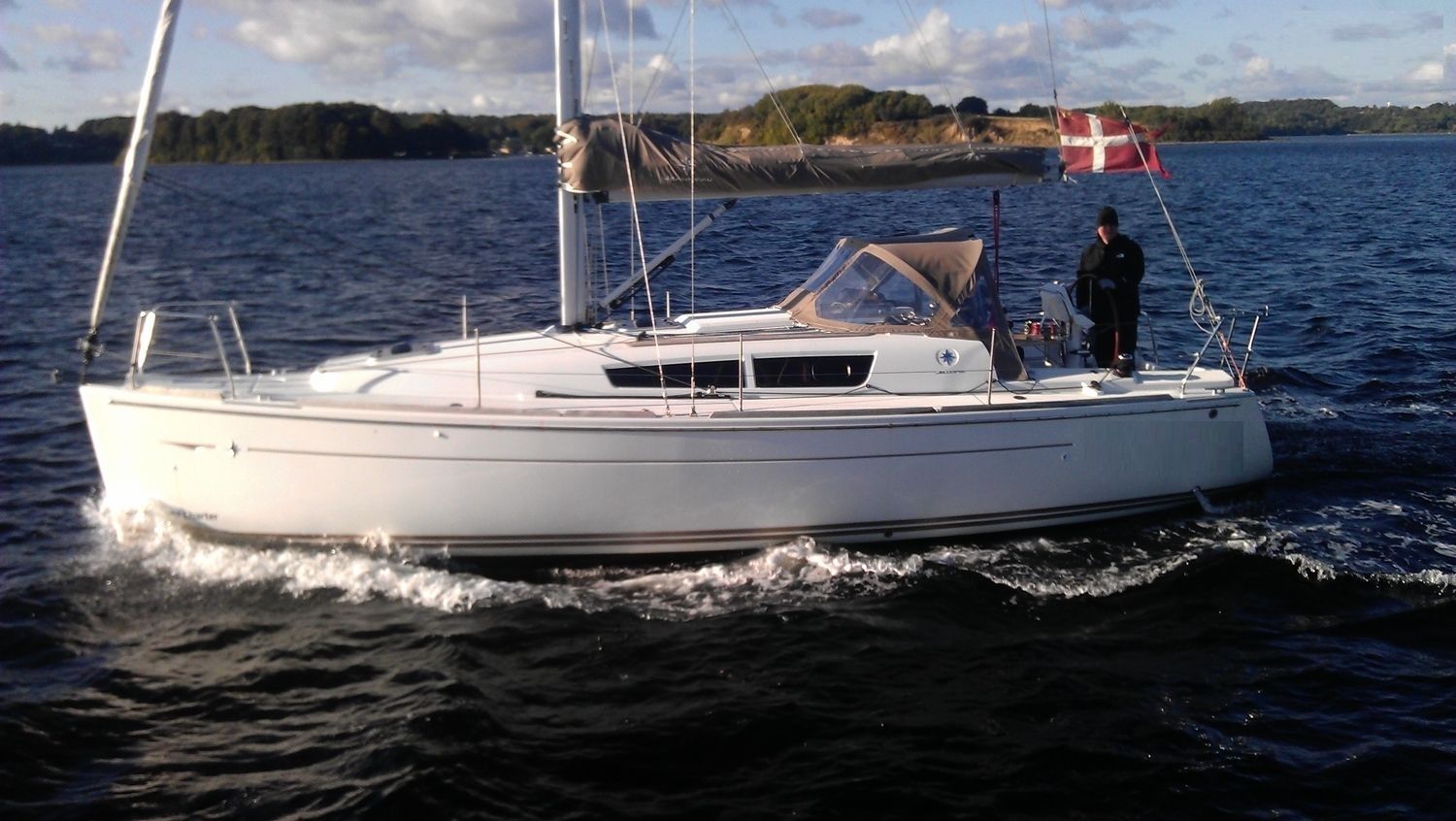 Sun Odyssey 33i Außenansicht