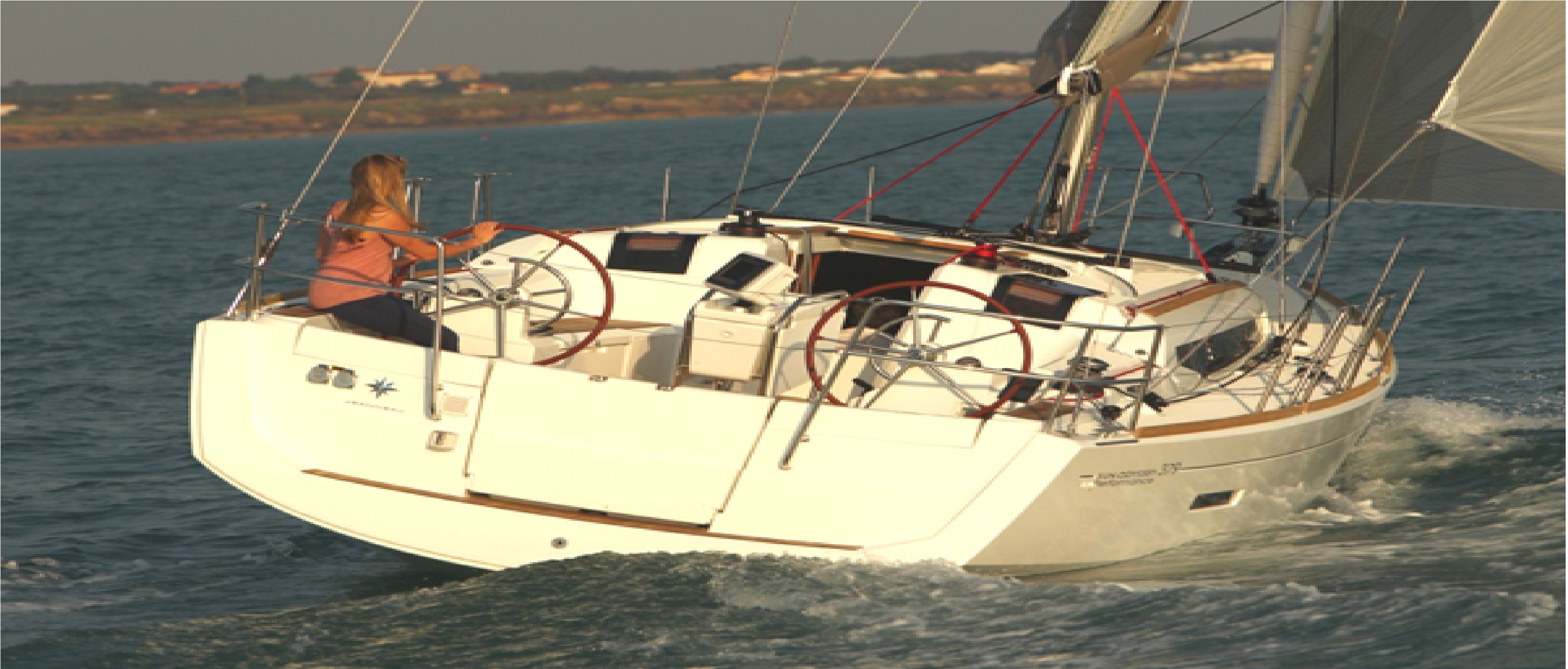 Sun Odyssey 379 Außenansicht