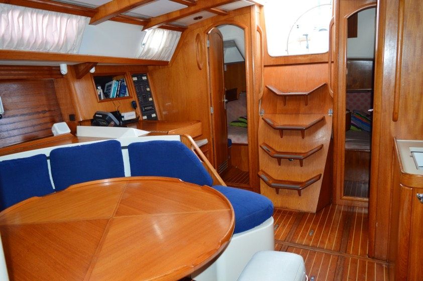 Sun Odyssey 42 Innenansicht