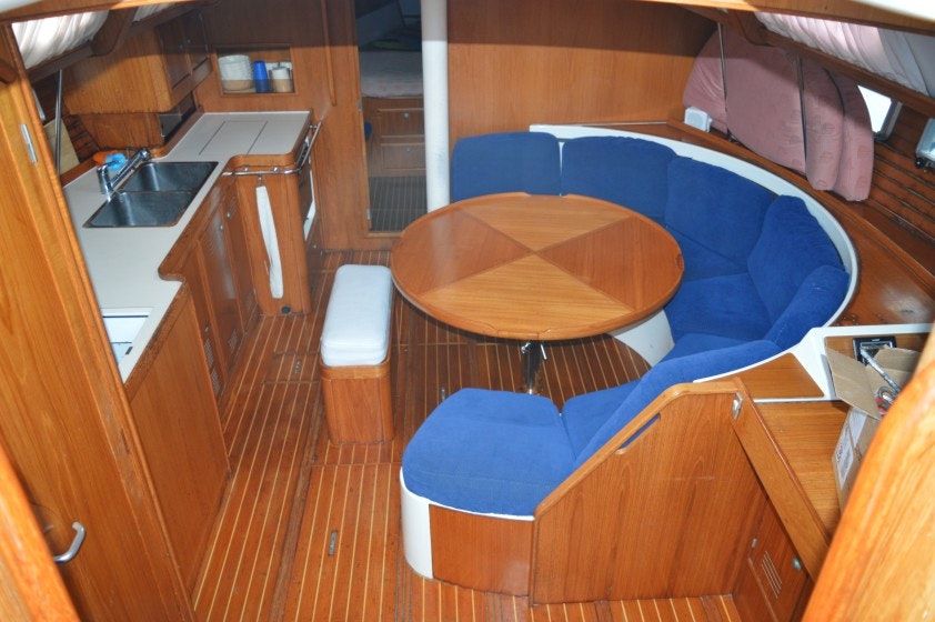 Sun Odyssey 42 Innenansicht