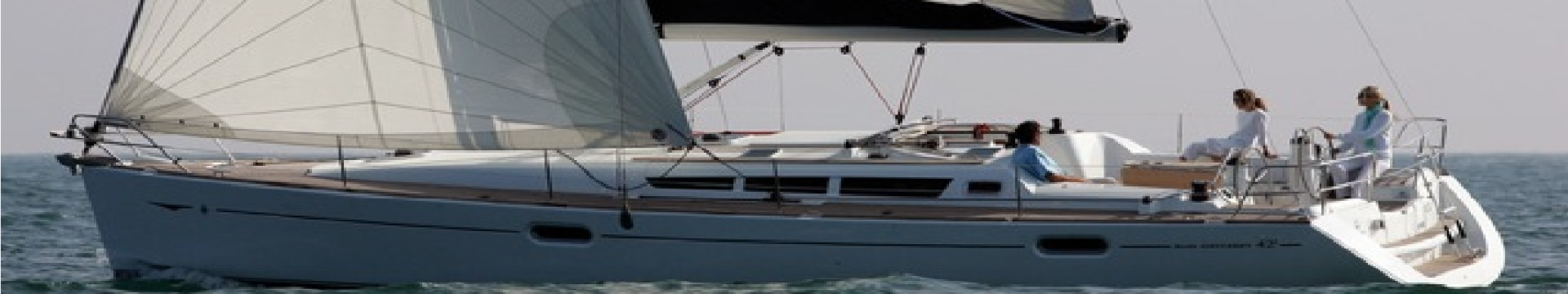 Sun Odyssey 42.3 Main picture for the desktop