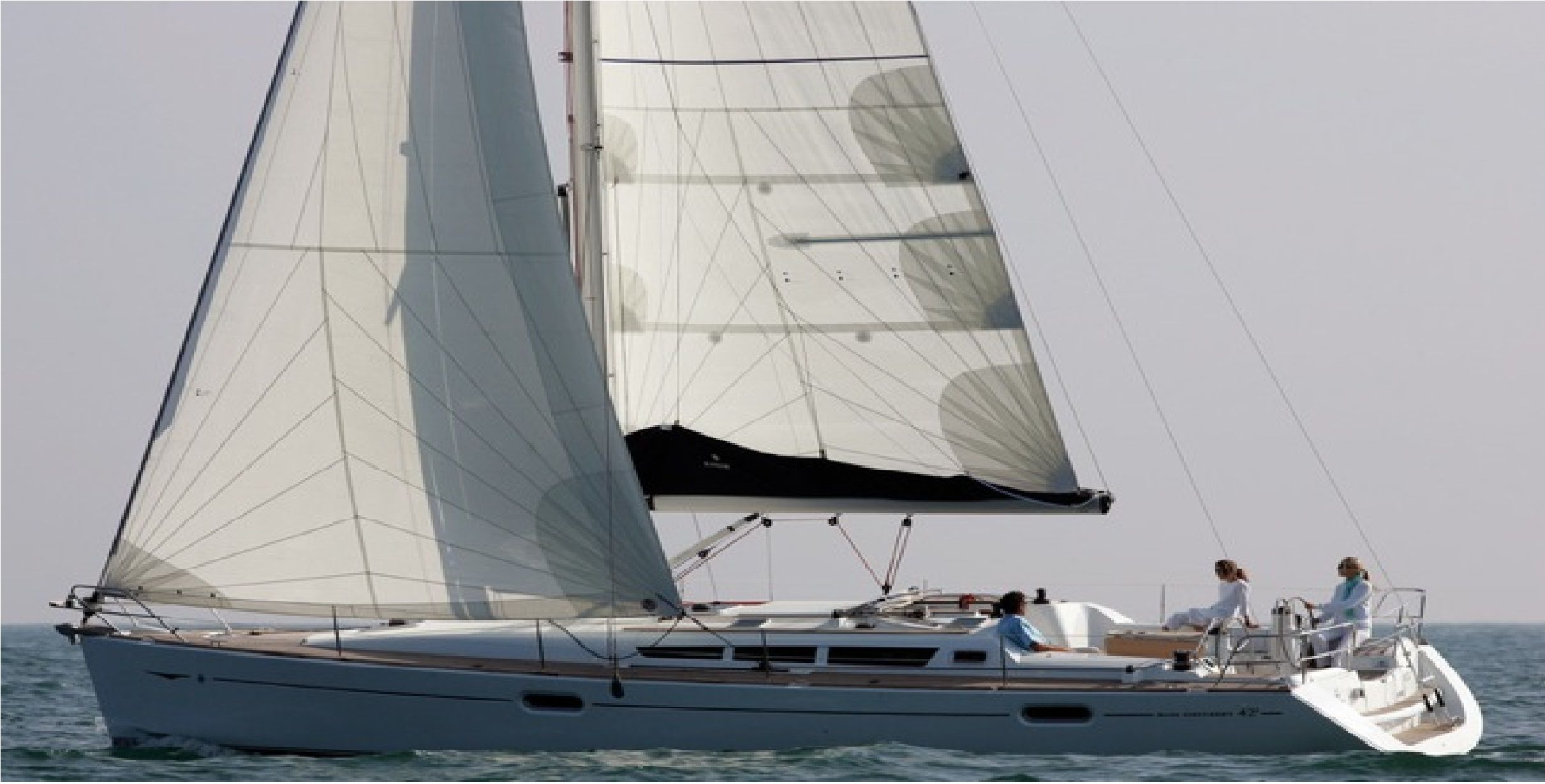 Sun Odyssey 42.3 Außenansicht