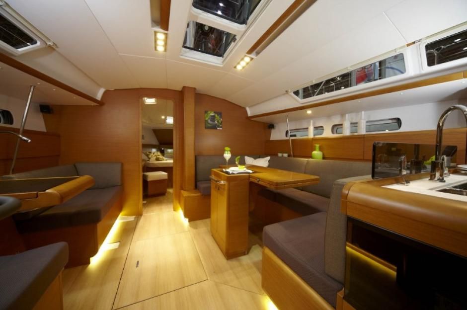 Sun Odyssey 439 Innenansicht