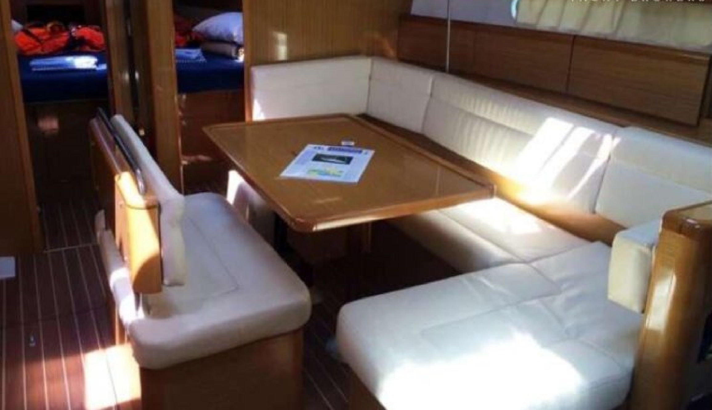 Sun Odyssey 44 Innenansicht