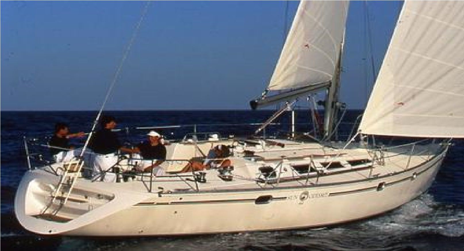 Sun Odyssey 44 Außenansicht