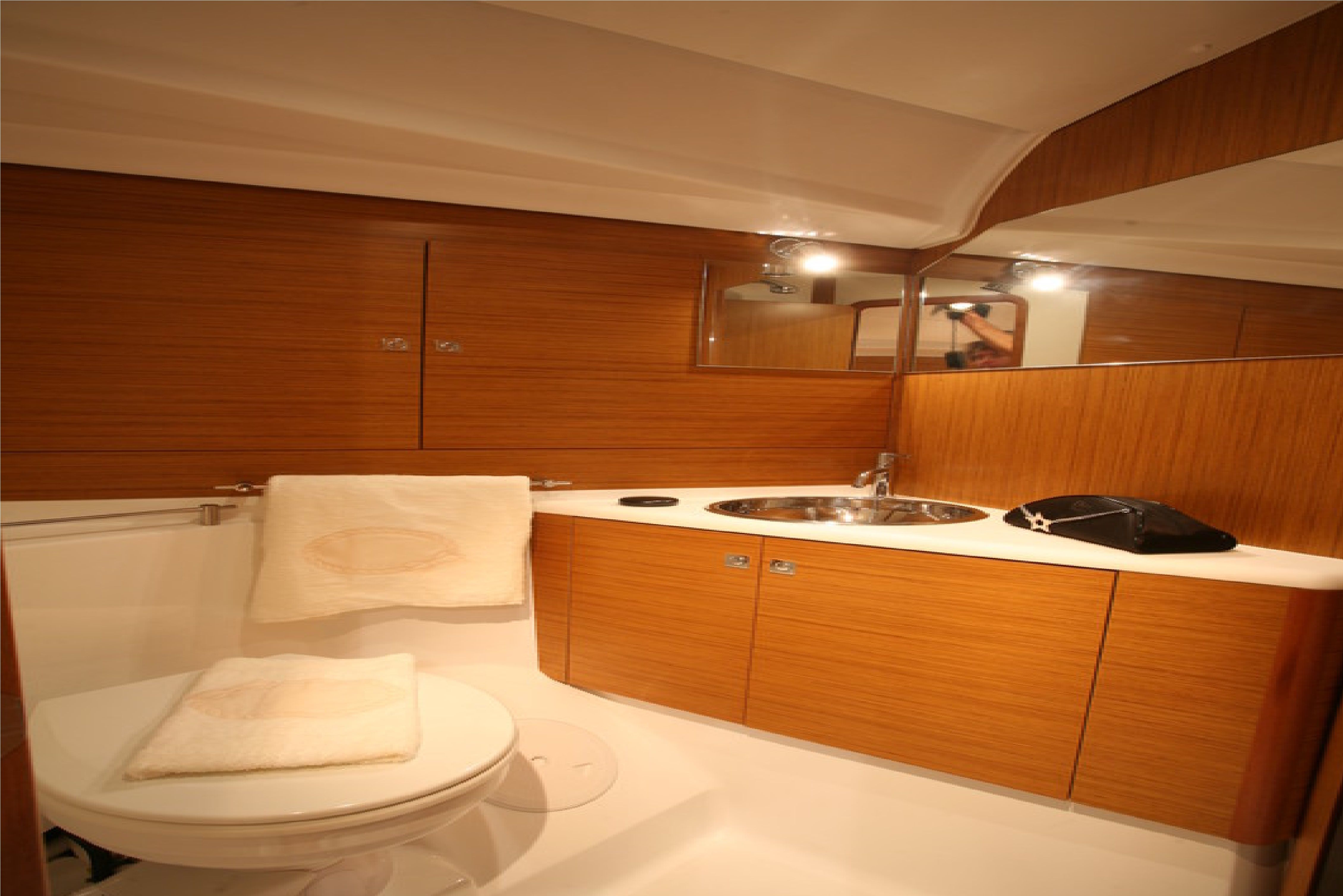 Sun Odyssey 49 Innenansicht