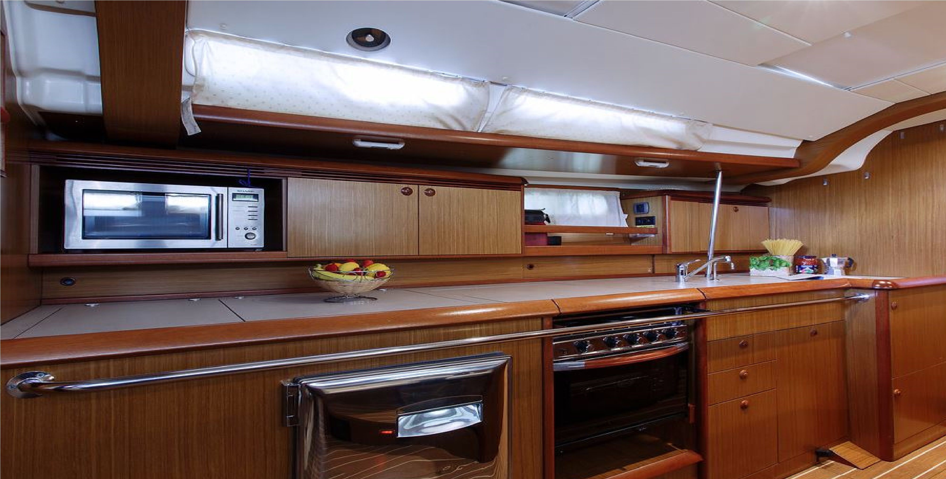 Sun Odyssey 49 Innenansicht