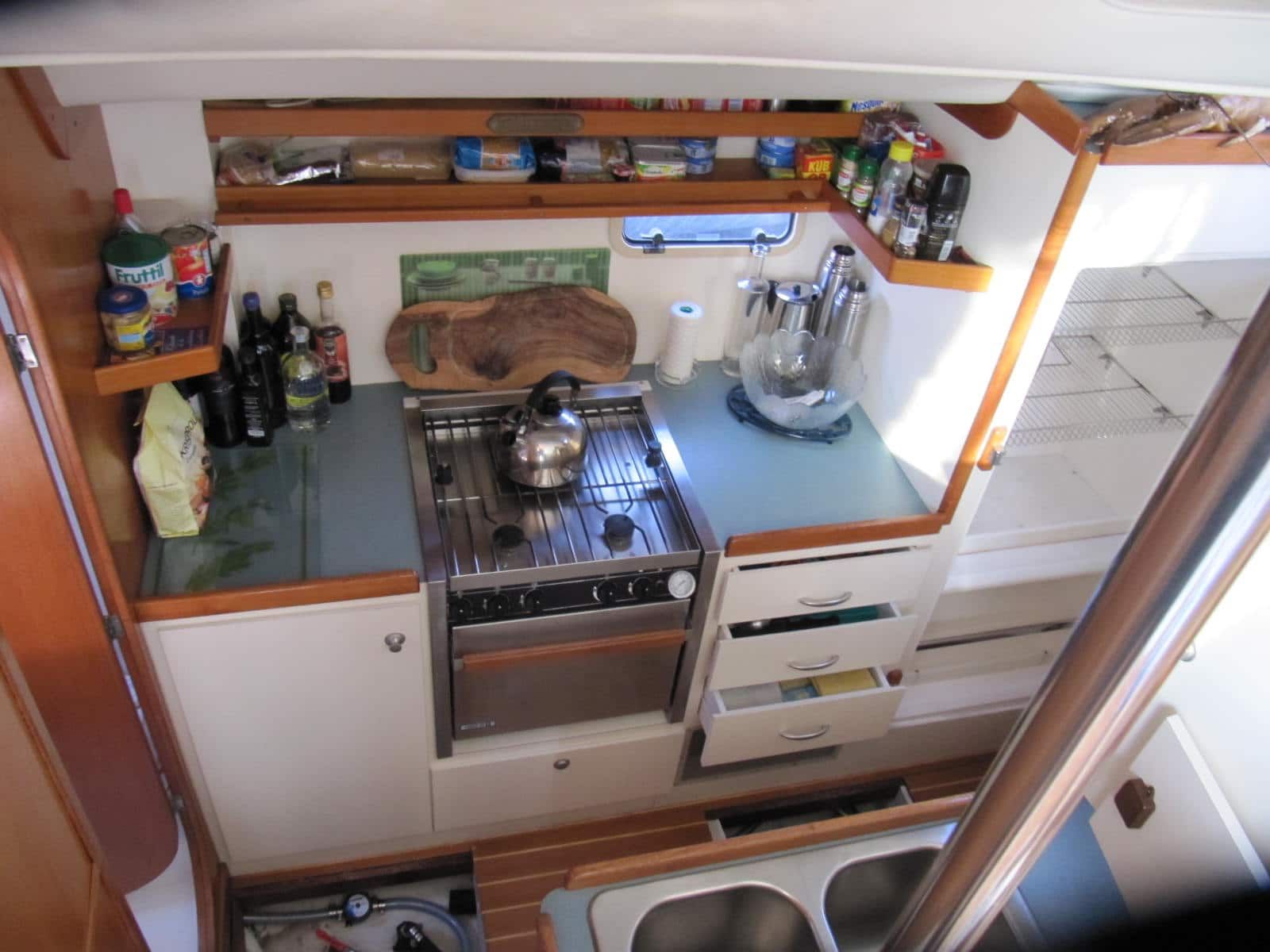 Lagoon 37 Innenansicht