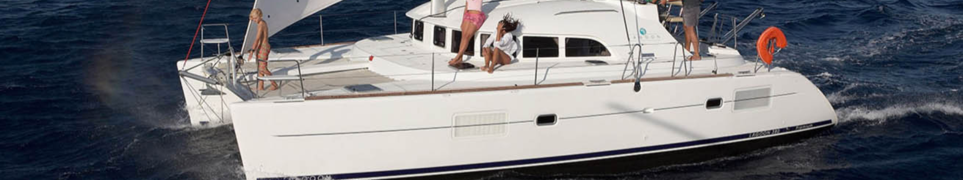 Lagoon 380 Main picture for the desktop