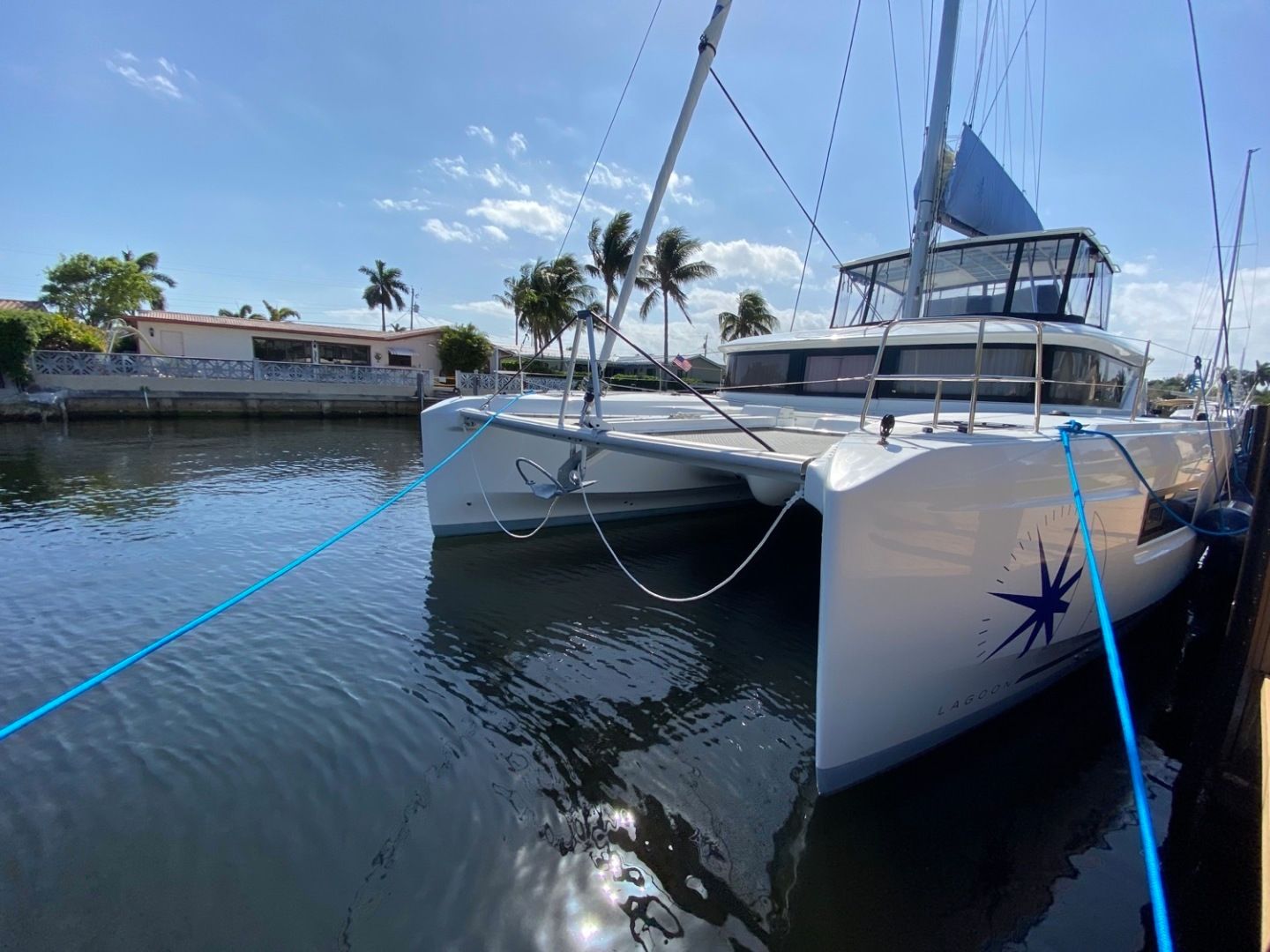 Lagoon 46 BLUE REGENERATION (FULL EQUIPPED, A/C, WATERMAKER, WHOLE WEEK BASE MOORING INCLUDED)