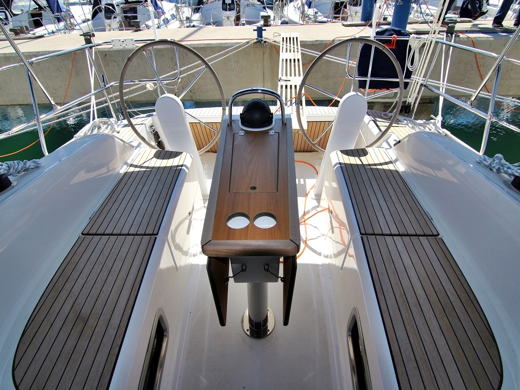 Bavaria Cruiser 34 Innenansicht