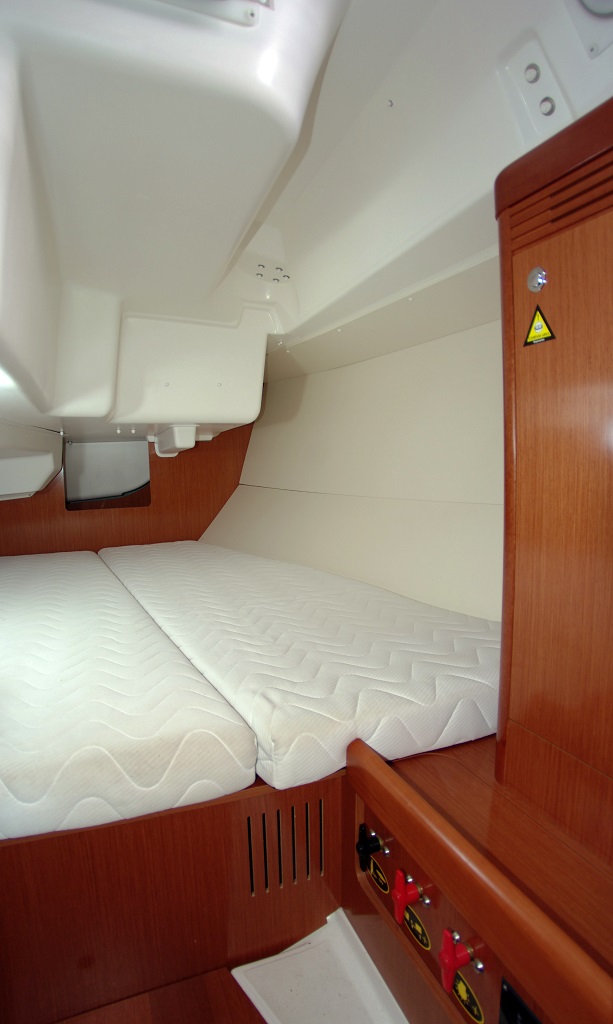 Oceanis 34 Innenansicht