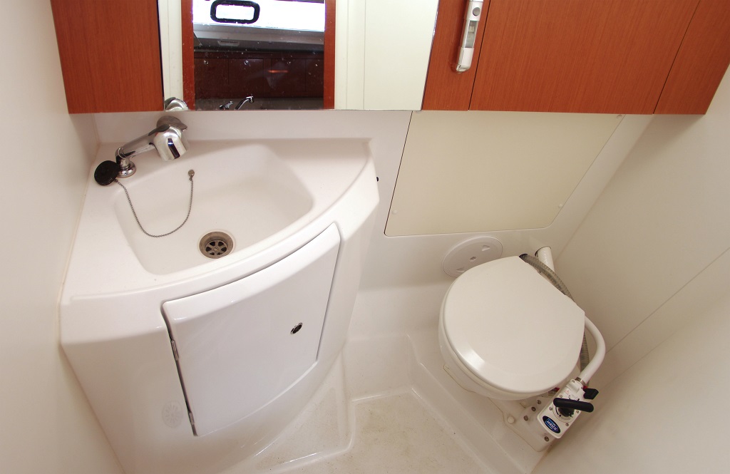 Oceanis 34 Innenansicht