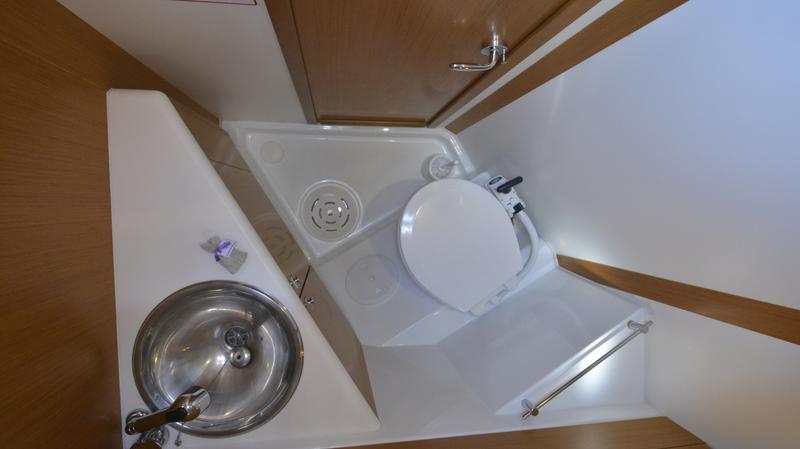 Jeanneau 53 Innenansicht