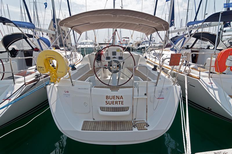 Sun Odyssey 33i Top Bild