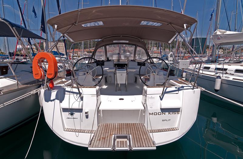 Sun Odyssey 439 Innenansicht