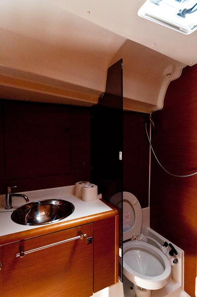 Sun Odyssey 439 Innenansicht