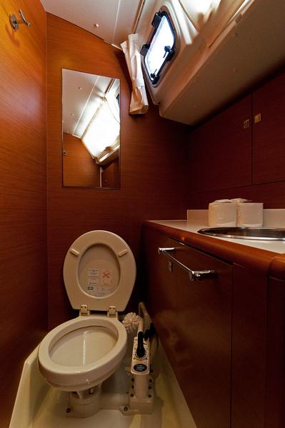 Sun Odyssey 439 Innenansicht