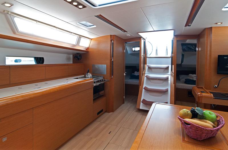 Sun Odyssey 469 Innenansicht