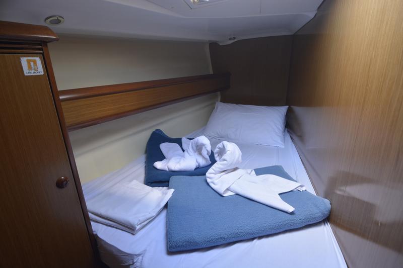 Sun Odyssey 49i Innenansicht