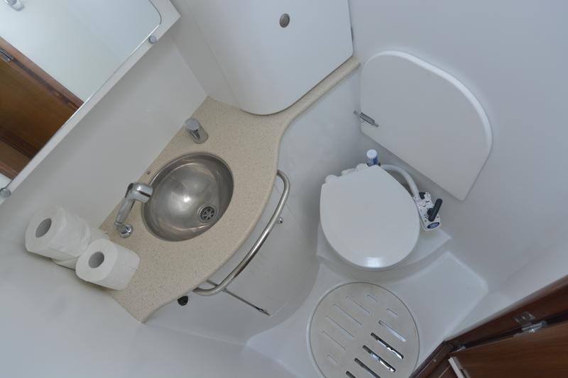 Sun Odyssey 49i Innenansicht