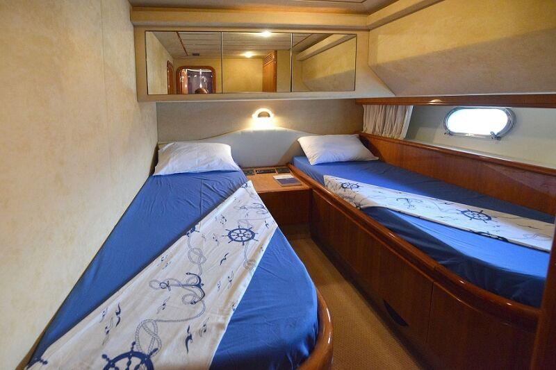 Ferretti 680 Innenansicht