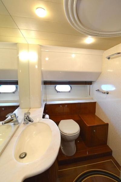 Ferretti 680 Innenansicht