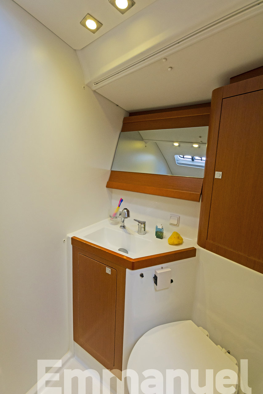 Oceanis 48 - 5Cab Nabucco: Aft cabin #2 (Cabin charter - 2 pax) Fully Crewed, ALL EXPENSES Innenansicht