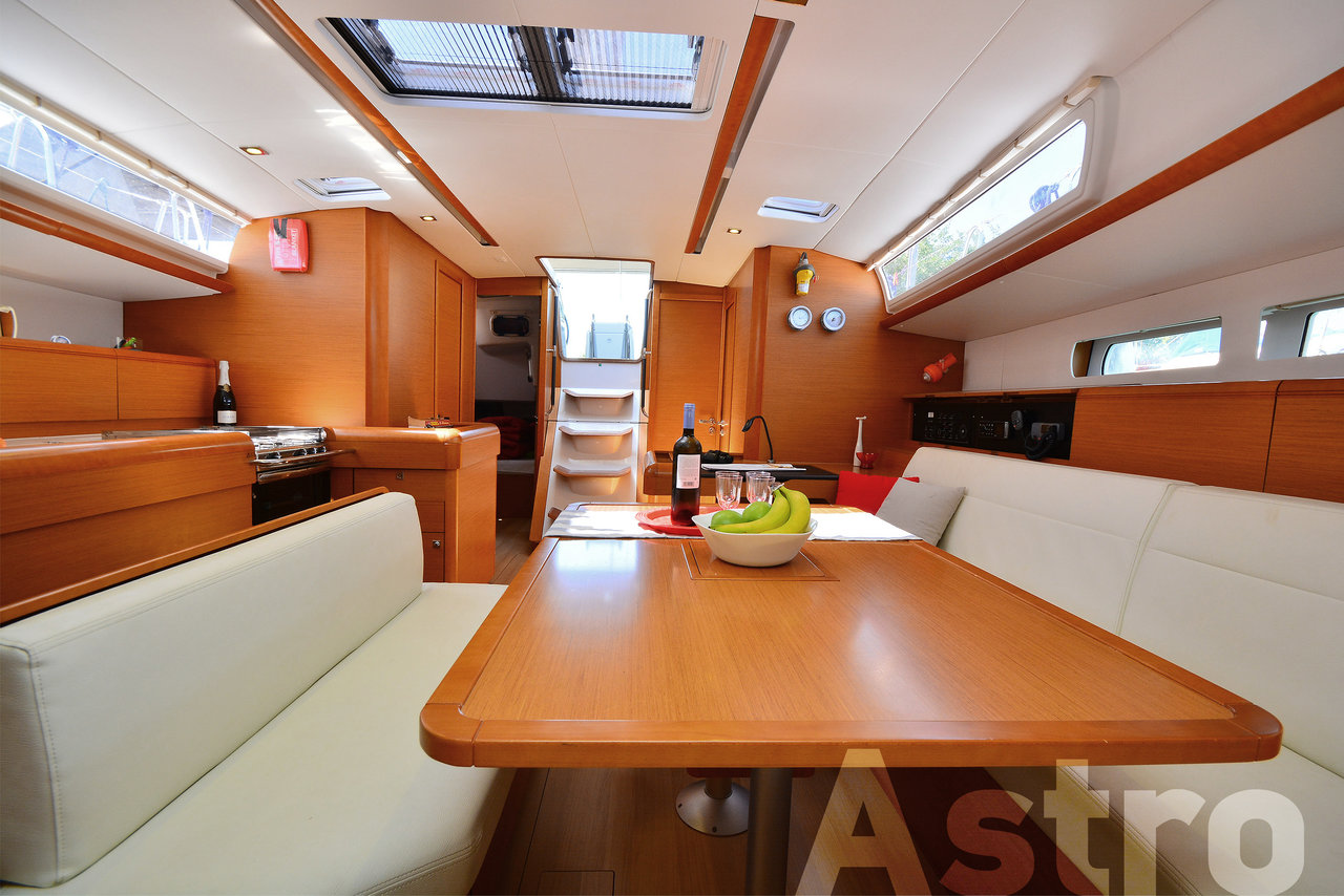 Sun Odyssey 509 Innenansicht