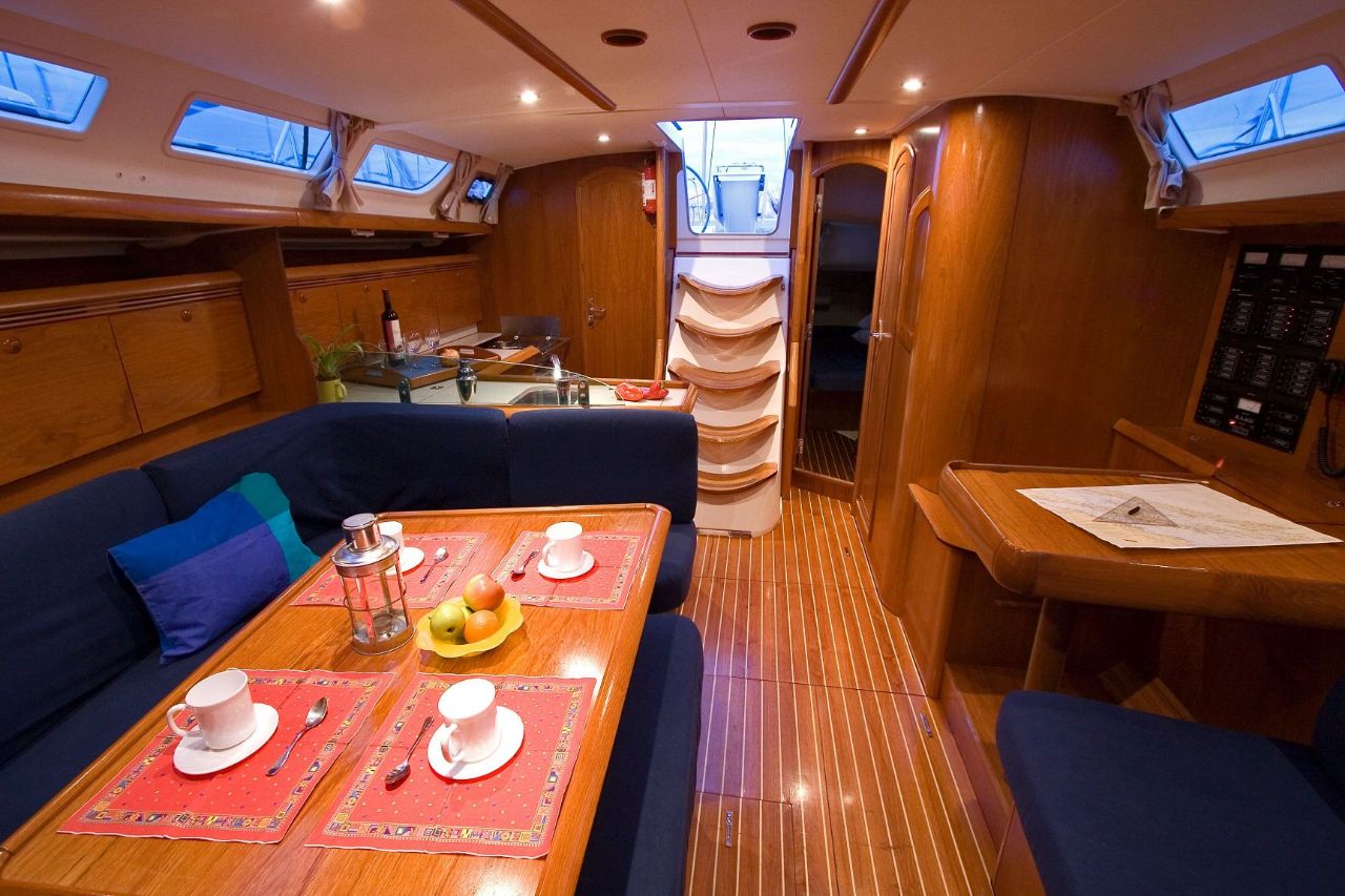 Sun Odyssey 43 Innenansicht