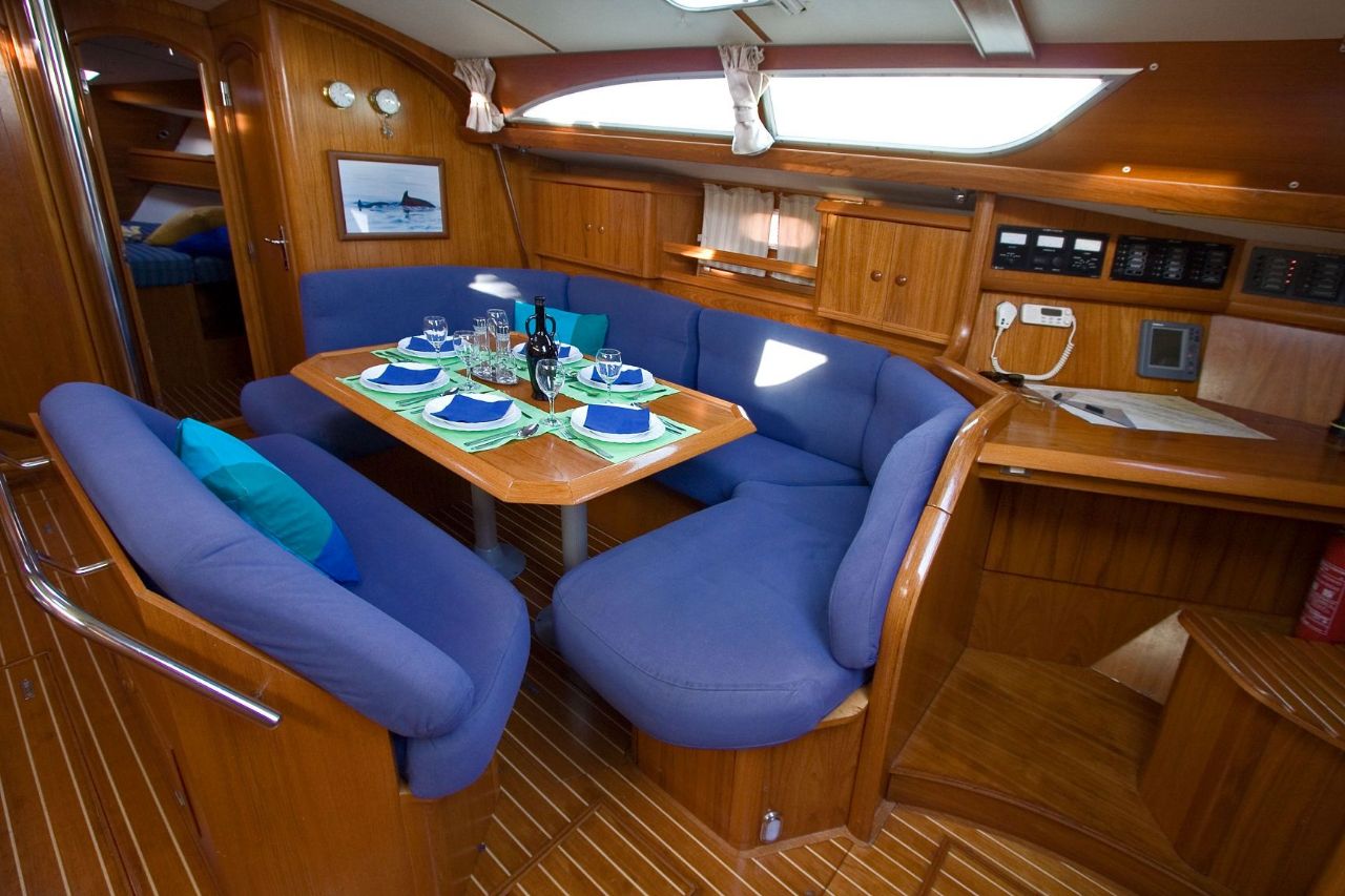 Sun Odyssey 45.2 Innenansicht