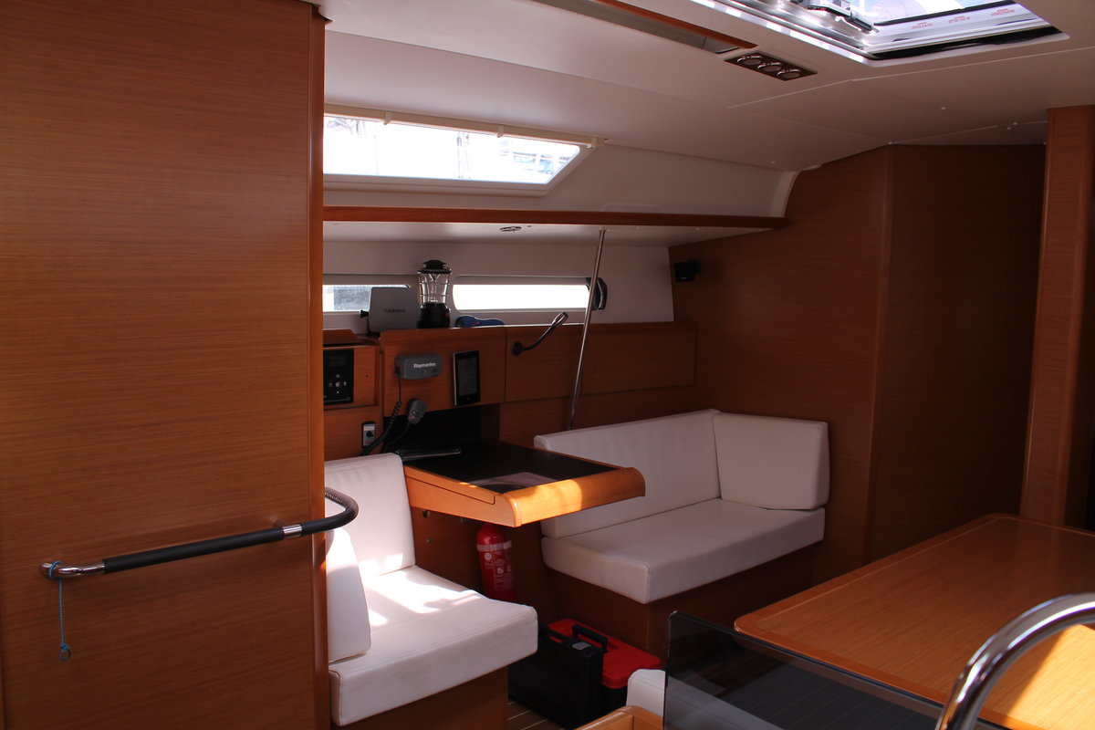 Sun Odyssey 439 Innenansicht