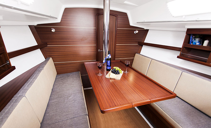 Delphia 31 Innenansicht