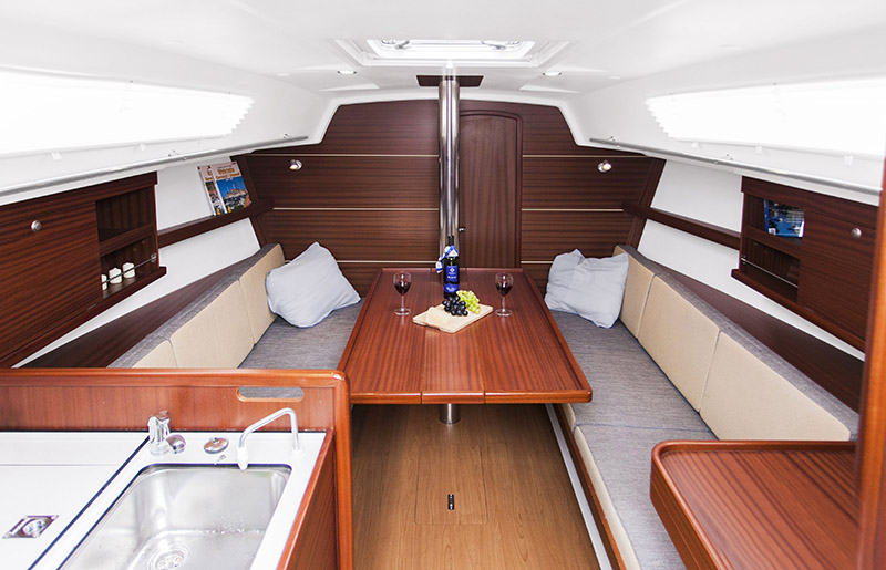 Delphia 31 Innenansicht