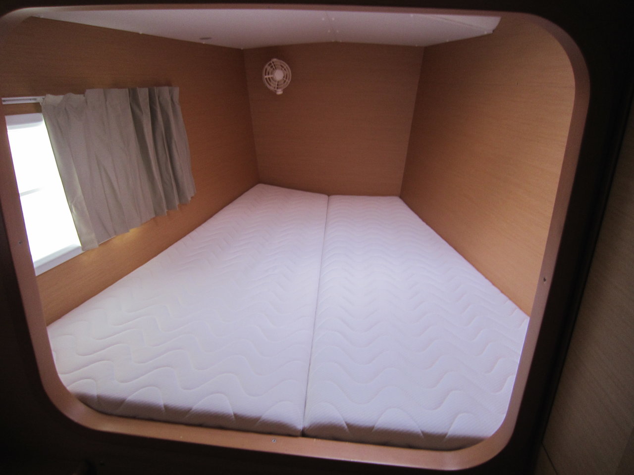 Lagoon 380 Innenansicht