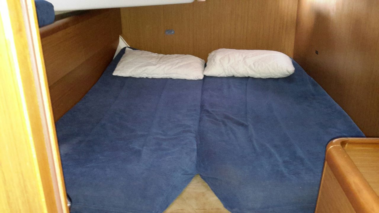 Sun Odyssey 44i Innenansicht