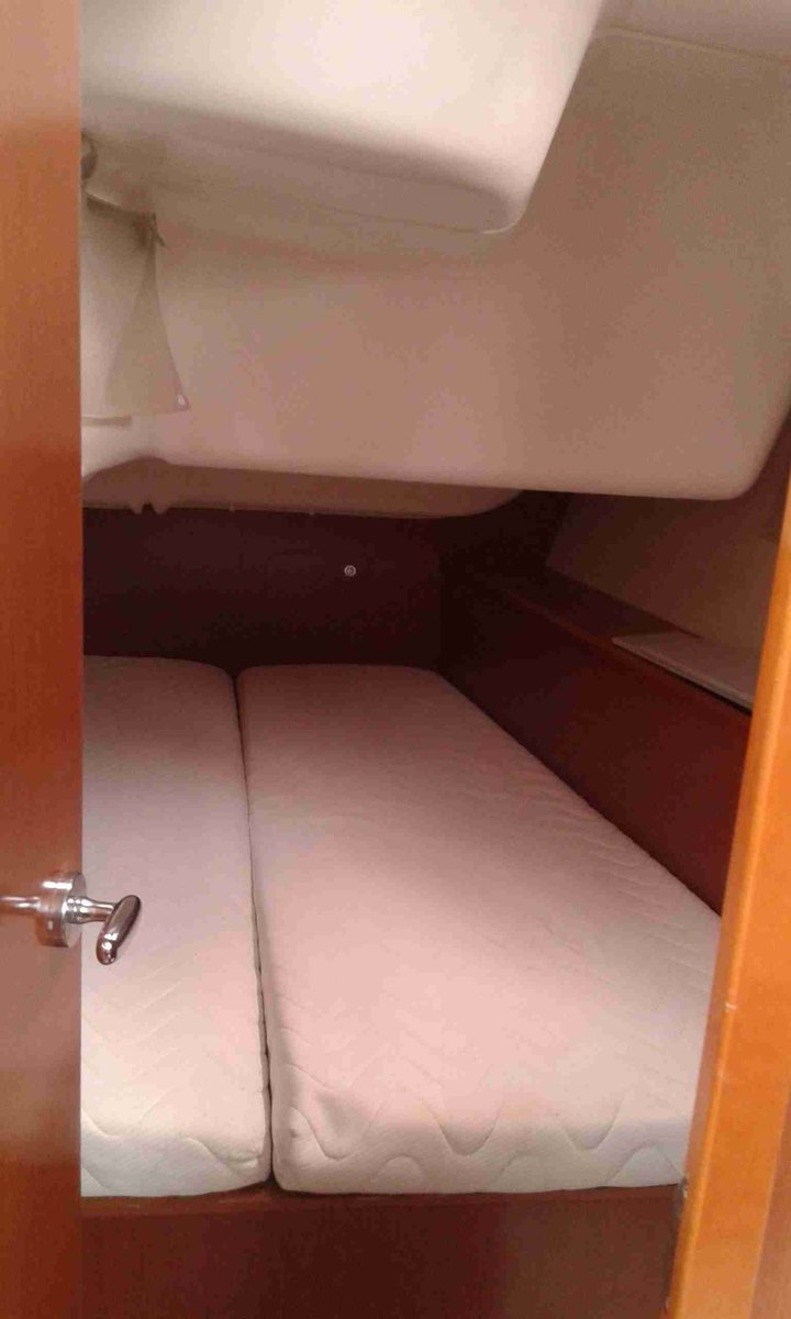 Oceanis 40 Innenansicht