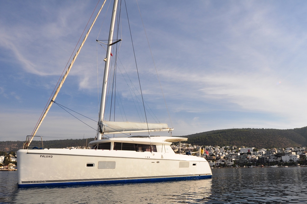 Lagoon 421 (4 cab/4wc)