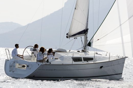 Sun Odyssey 32i Innenansicht