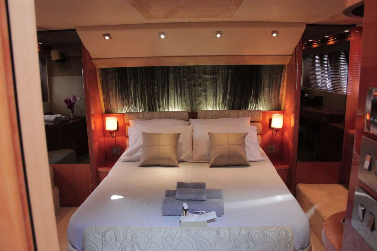 Sealine T60 AURA Innenansicht