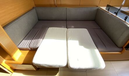 Sun Odyssey 409 Innenansicht