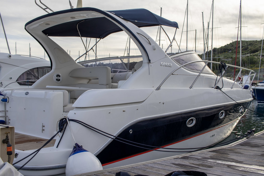 Sessa Oyster 35 Innenansicht