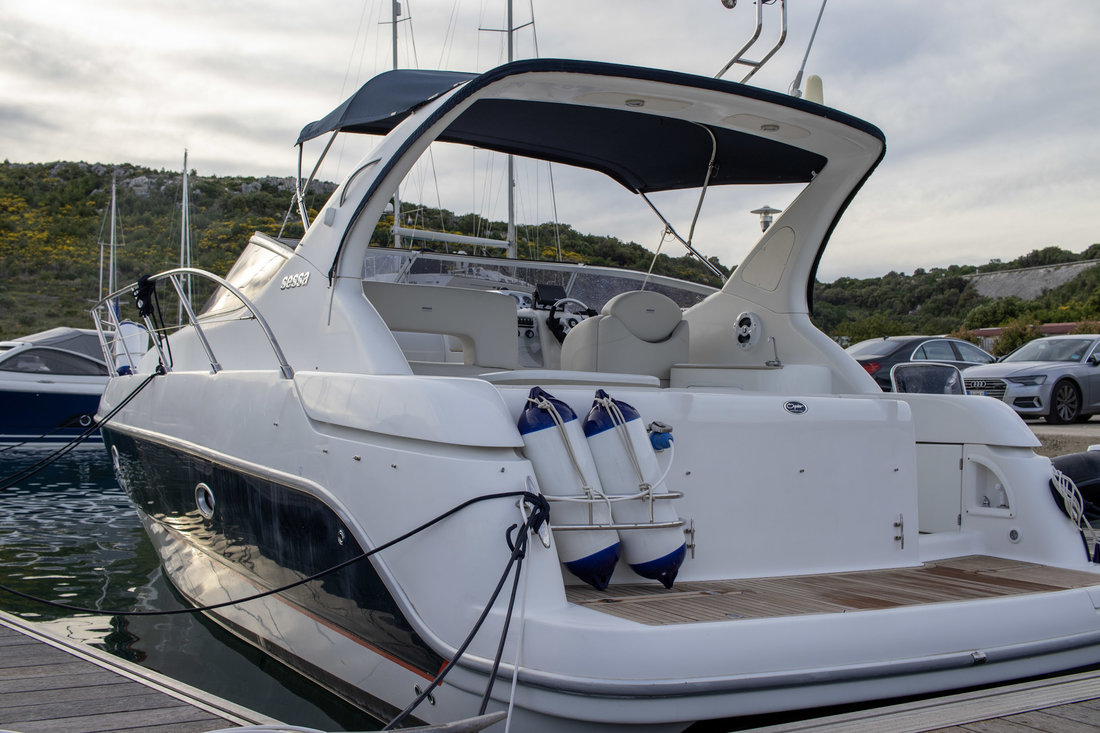 Sessa Oyster 35 Innenansicht